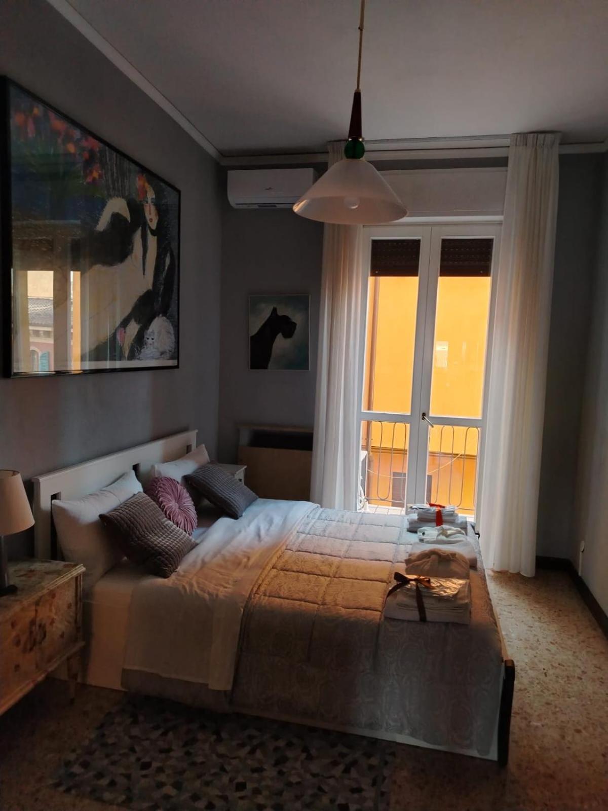 B&B Califano- 2 Leoni Βερόνα Εξωτερικό φωτογραφία